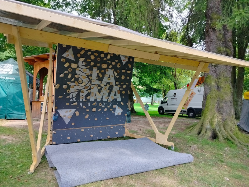 Lama Home Wall – customer installation